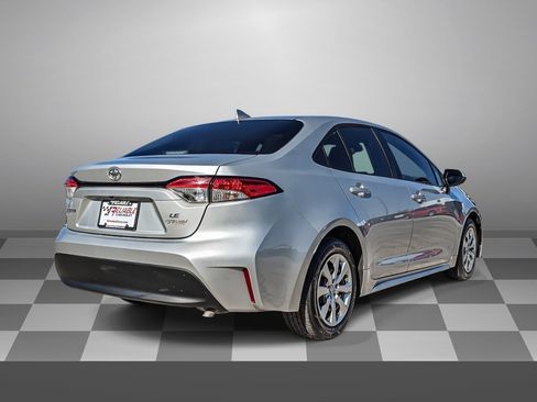 Used 2024 Toyota Corolla LE image 6