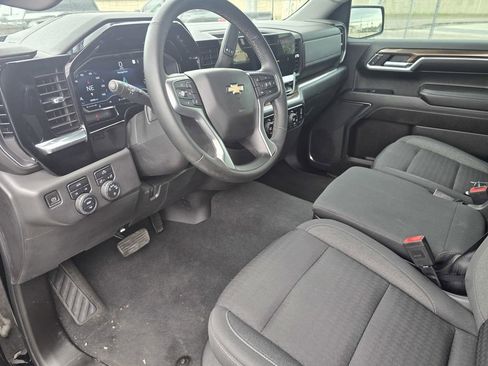 Used 2023 Chevrolet Silverado 1500 LT AWD/4WD image 21