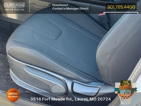 Certified 2025 Hyundai Elantra SE image 7