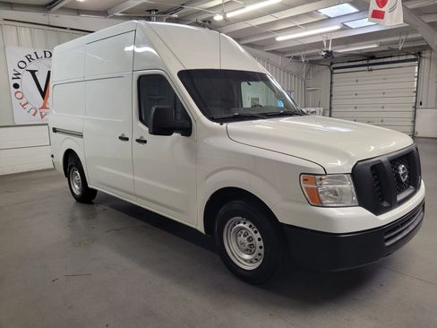 Used 2019 Nissan NV 2500 S RWD image 10
