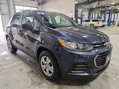 Used 2018 Chevrolet Trax LS image 4