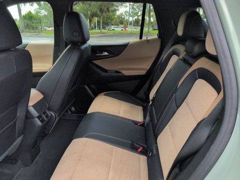 Used 2025 Chevrolet Equinox ACTIV FWD image 13