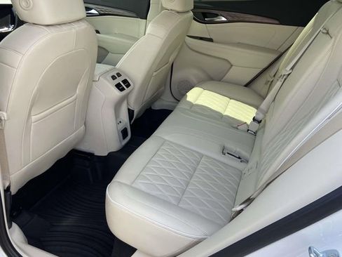 Certified 2023 Buick Envision Avenir AWD/4WD image 10