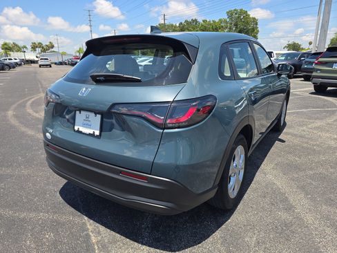 Certified 2025 Honda HR-V LX image 3
