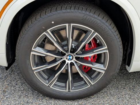 New 2026 BMW X5 xDrive40i w/ Executive Package AWD/4WD image 11