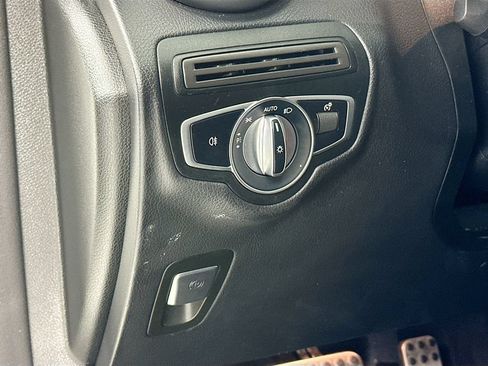 Certified 2022 Mercedes-Benz GLC 300 4MATIC Coupe image 10