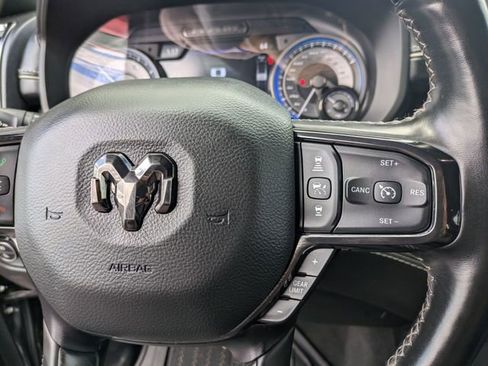 Used 2022 RAM 1500 Limited AWD/4WD image 16