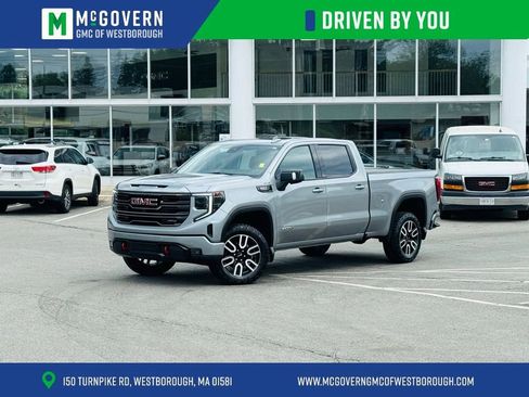 Used 2023 GMC Sierra 1500 AT4 w/ AT4 Preferred Package AWD/4WD image 1