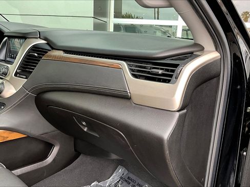 Used 2019 GMC Yukon Denali w/ Open Road Package image 16