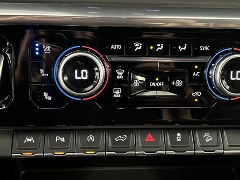 Used 2023 GMC Sierra 1500 Denali Ultimate image 45