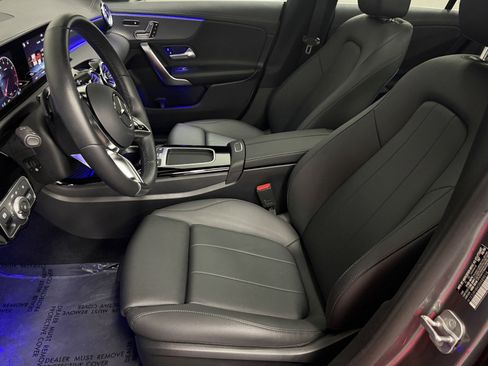 Certified 2025 Mercedes-Benz CLA 250 4MATIC image 23