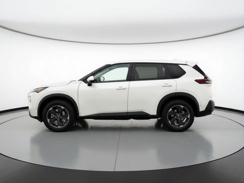 Used 2025 Nissan Rogue SV FWD image 5