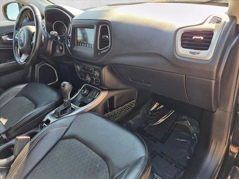 Used 2019 Jeep Compass Latitude w/ Cold Weather Group AWD/4WD image 21