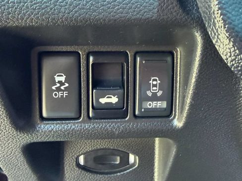 Used 2011 INFINITI G37 Sport RWD image 28