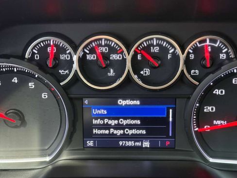 Used 2021 Chevrolet Suburban LT w/ LT Signature Plus Package image 17