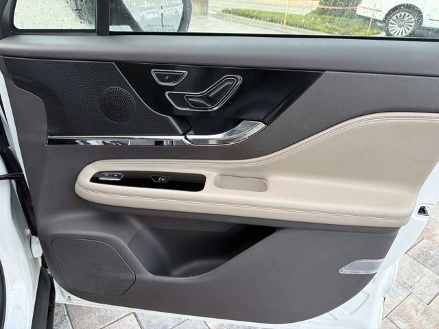 Used 2023 Lincoln Corsair FWD w/ Equipment Group 101A image 16