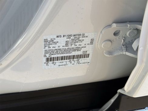 Certified 2025 Ford Explorer Active w/ Active Comfort Package image 31