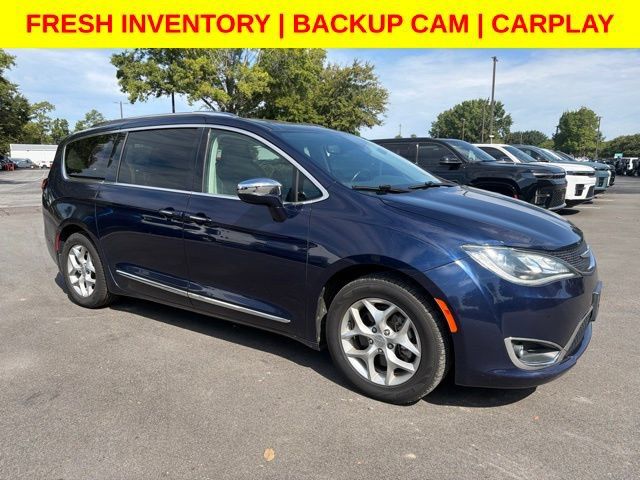 Used 2019 Chrysler Pacifica Limited FWD image 1