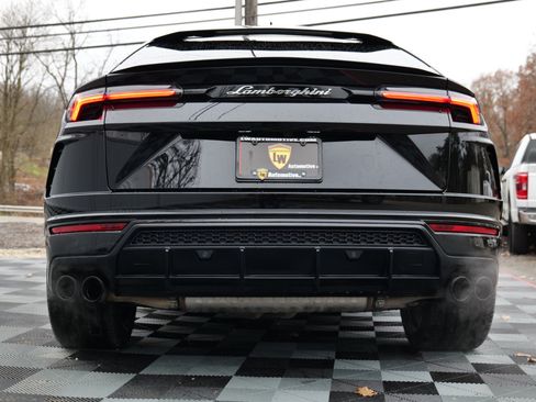Used 2021 Lamborghini Urus image 71