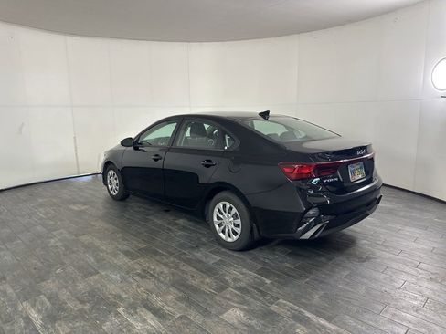 Used 2024 Kia Forte LXS image 7