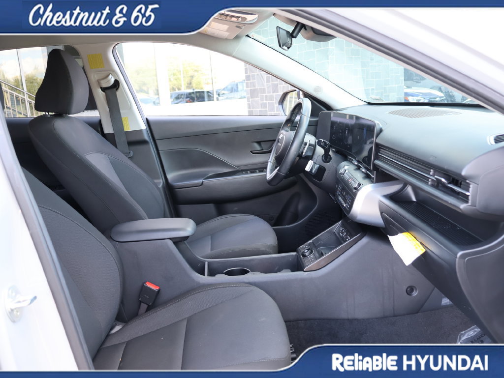 Certified 2024 Hyundai Kona SEL w/ Convenience Package FWD image 9