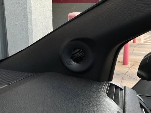 Used 2025 Toyota Sienna XSE AWD/4WD image 54