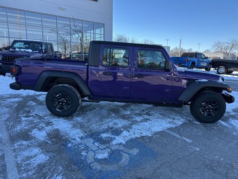 New 2026 Jeep Gladiator Sport image 34