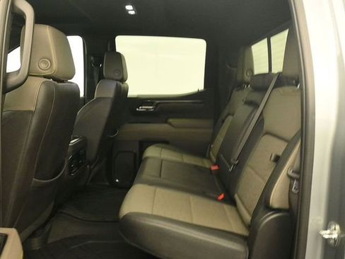 Used 2023 Chevrolet Silverado 1500 ZR2 image 10