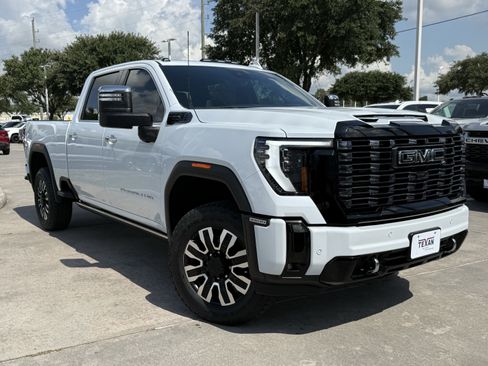 Used 2026 GMC Sierra 2500 Denali Ultimate AWD/4WD image 2