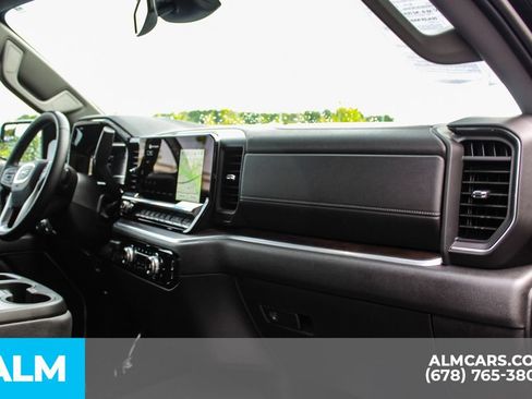 Used 2025 GMC Sierra 1500 SLT RWD image 22
