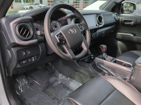 Certified 2022 Toyota Tacoma TRD Pro AWD/4WD image 9