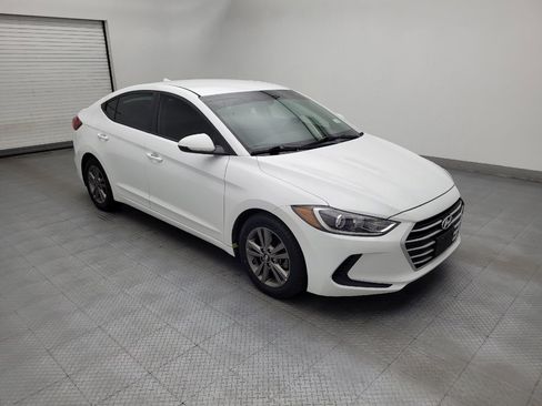 Used 2018 Hyundai Elantra SEL FWD image 11