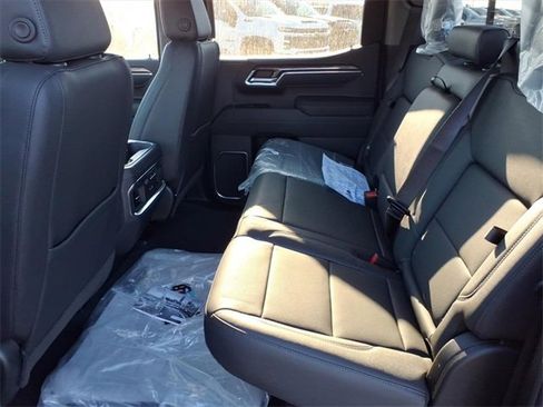 New 2026 Chevrolet Silverado 1500 LTZ w/ LTZ Premium Package image 9