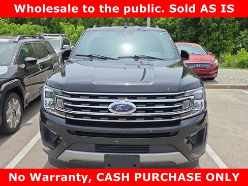 Used 2020 Ford Expedition XLT w/ Equipment Group 202A RWD image 3