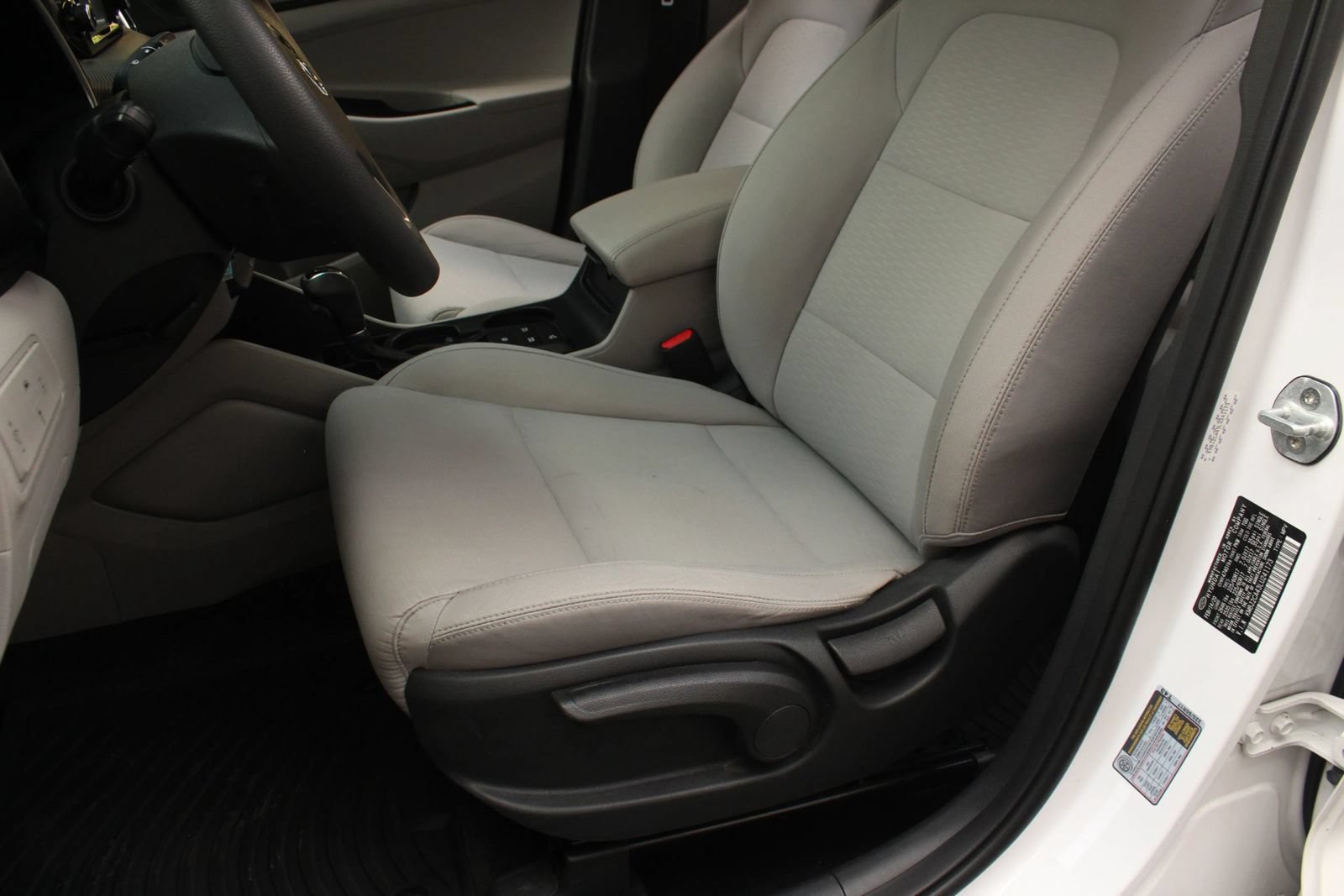 Used 2020 Hyundai Tucson SE AWD/4WD image 18