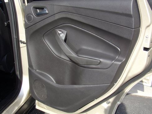 Used 2017 Ford Escape Titanium w/ Equipment Group 301A AWD/4WD image 46