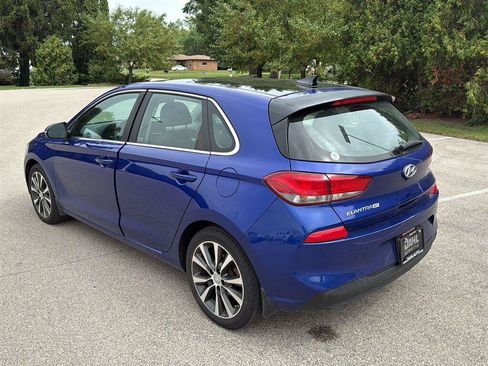 Used 2019 Hyundai Elantra GT w/ Style Package 02 FWD image 14