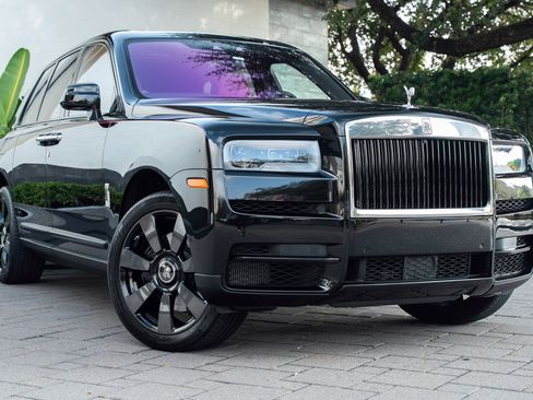 Certified 2023 Rolls-Royce Cullinan w/ Dark Exterior Package image 42
