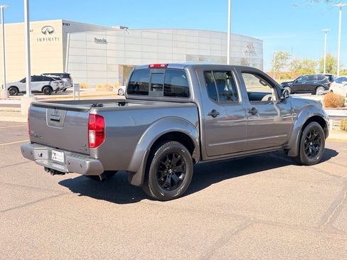 Certified 2021 Nissan Frontier SV w/ Midnight Edition Floor Mats RWD image 8