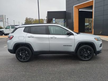 New 2026 Jeep Compass Latitude