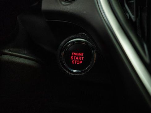 Used 2024 Subaru Crosstrek 2.0i Premium AWD/4WD image 18