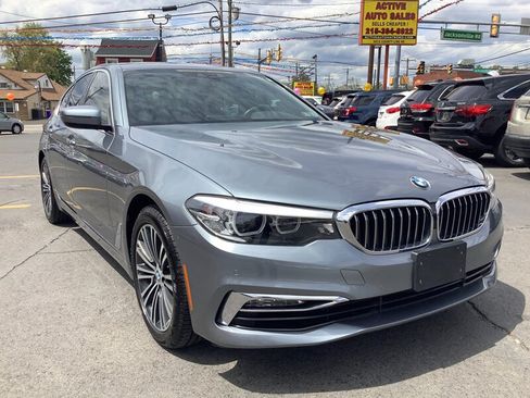 Used 2018 BMW 530i xDrive w/ Premium Package AWD/4WD image 1