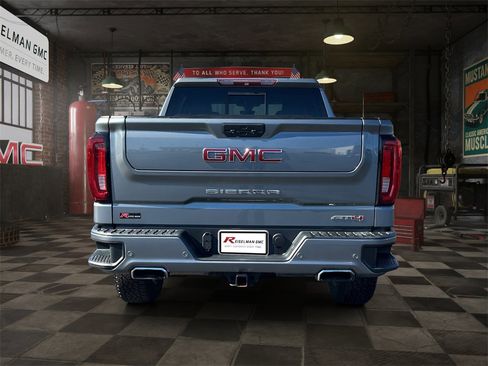 Used 2019 GMC Sierra 1500 AT4 w/ AT4 Premium Package image 4