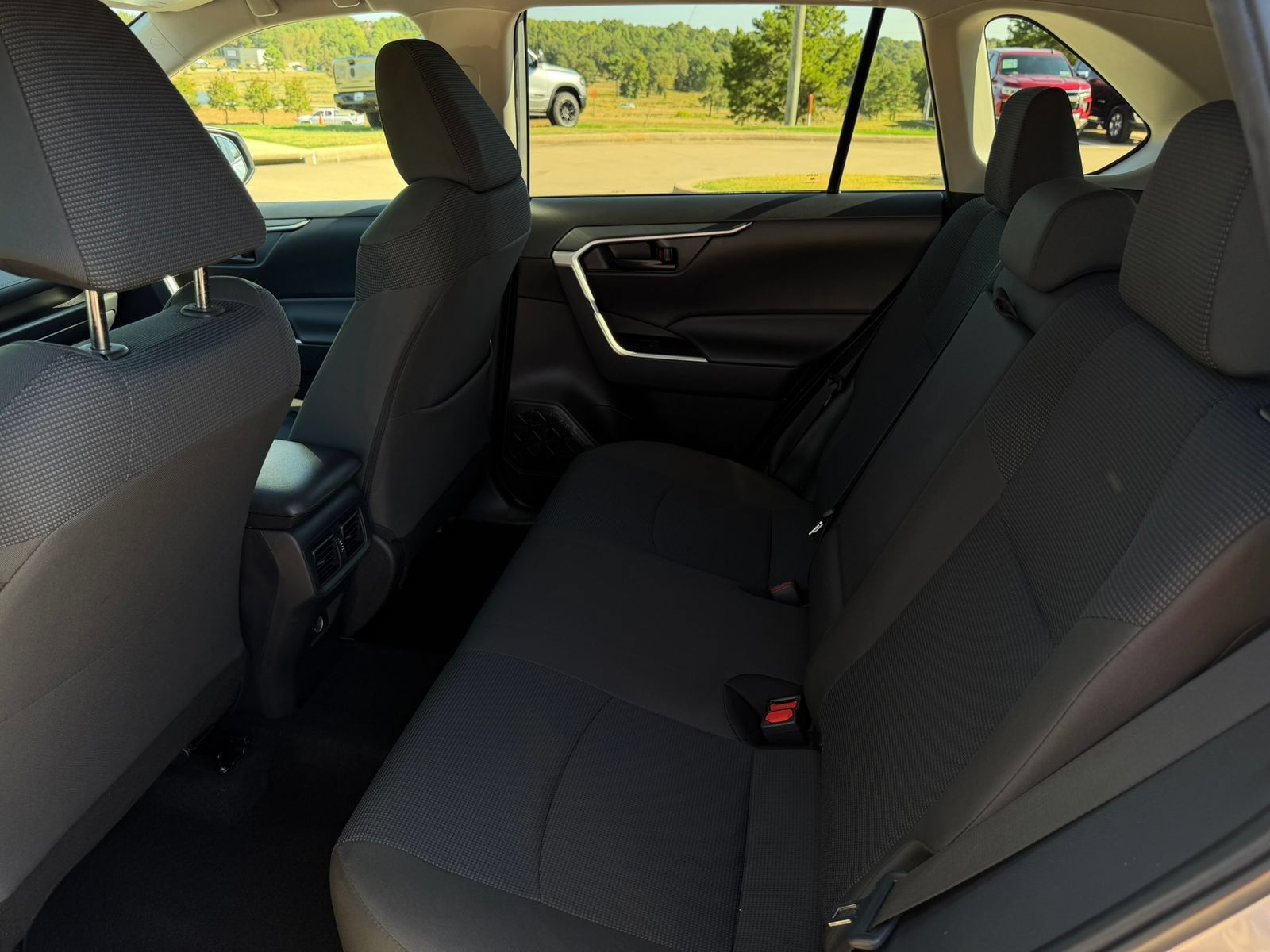 Used 2025 Toyota RAV4 LE FWD image 25