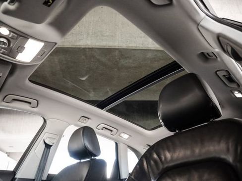 Used 2011 Audi Q5 3.2 Premium Plus w/ Audi MMI Navigation Plus Pkg image 22