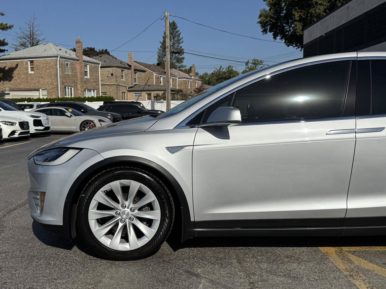 Used 2016 Tesla Model X 90D AWD/4WD image 4