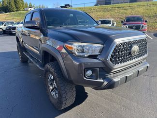 Used 2018 Toyota Tacoma TRD Off-Road video 2