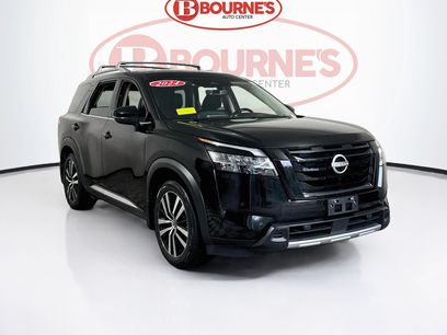 Used 2024 Nissan Pathfinder Platinum