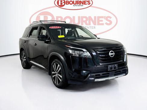 Used 2024 Nissan Pathfinder Platinum AWD/4WD image 1