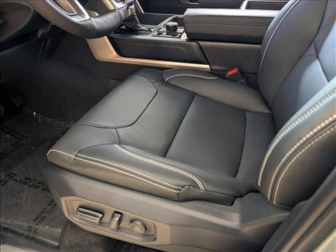 Used 2026 Toyota Tundra SR5 w/ SR5 Premium Package AWD/4WD image 4